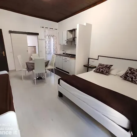 Apartment Travel's House *