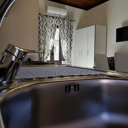 Apartment Travel's House